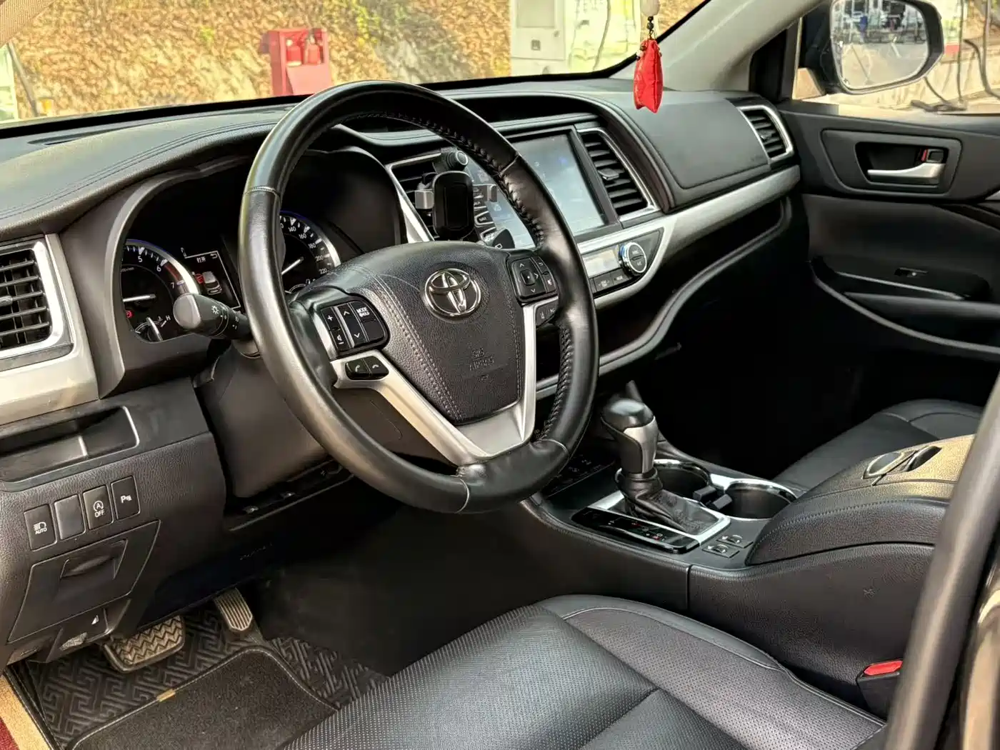 Toyota Highlander 2021 2.0T AWD Luxury 7-Seater фото 5