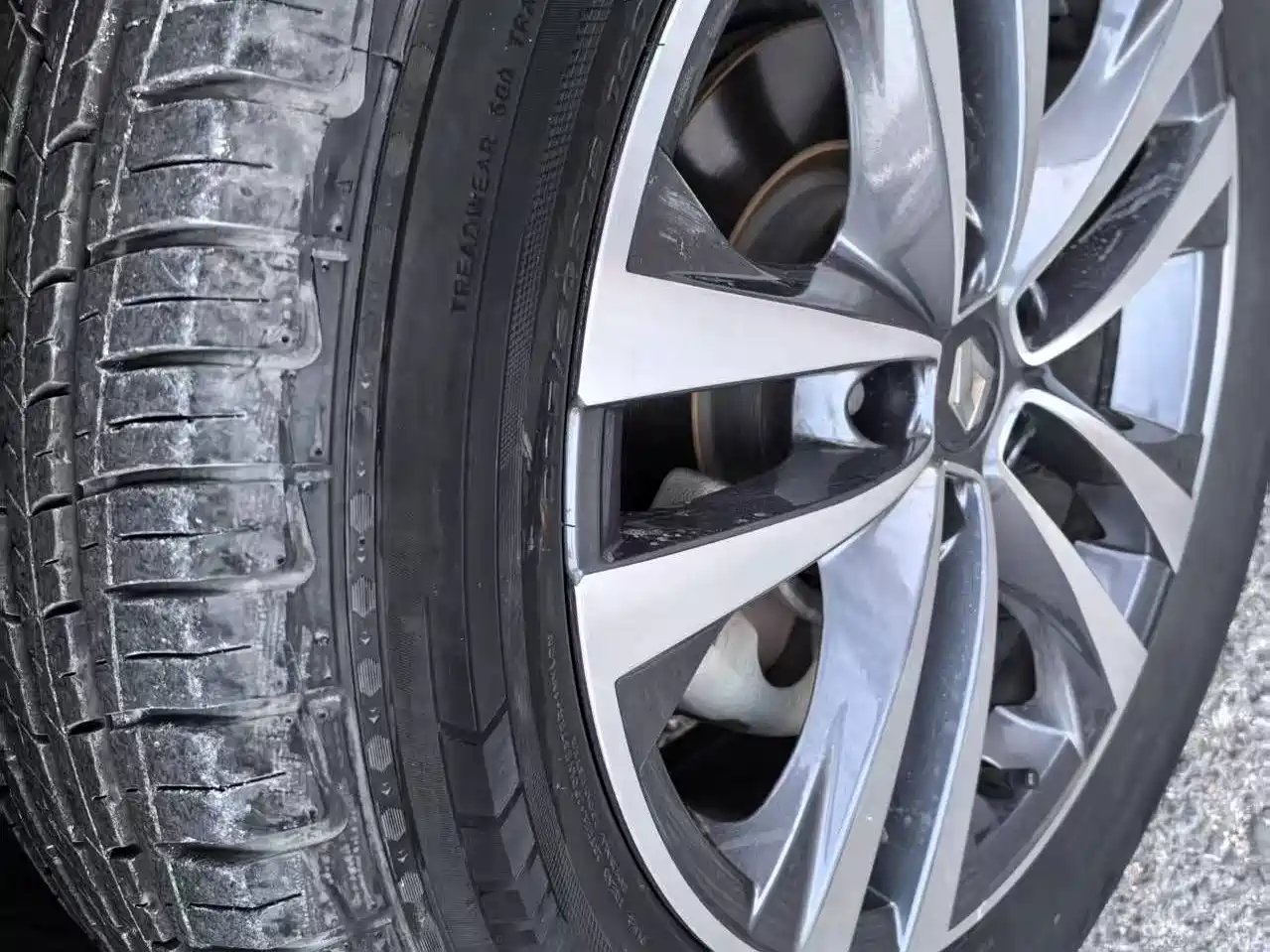 Renault Koleos 2019 2018 2.0L 2WD Luxury Edition