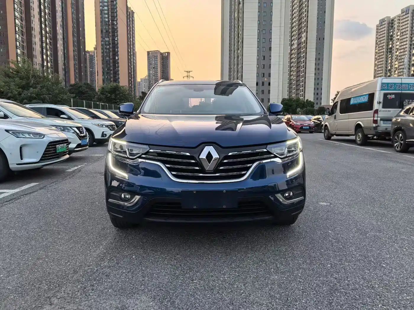 Renault Koleos 2019 2018 2.0L 2WD Luxury Edition