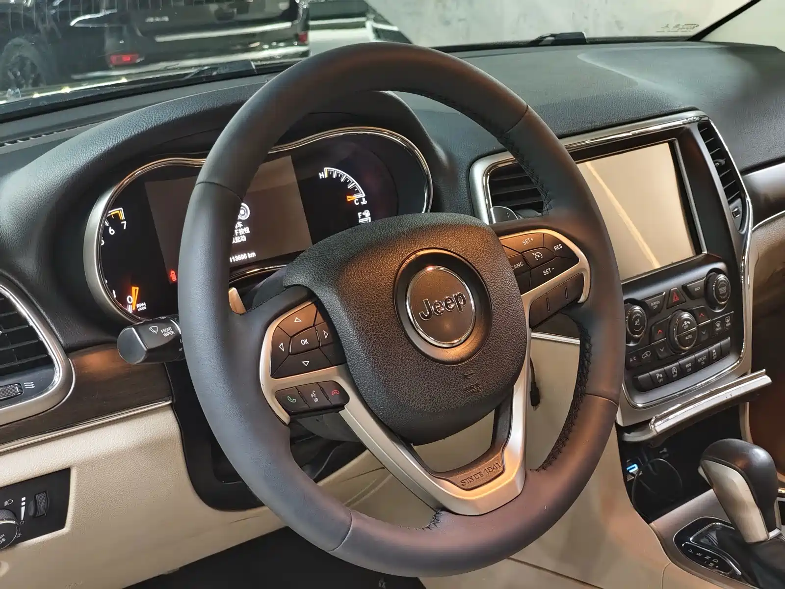 Фото 5 - Jeep Grand Cherokee (Import)