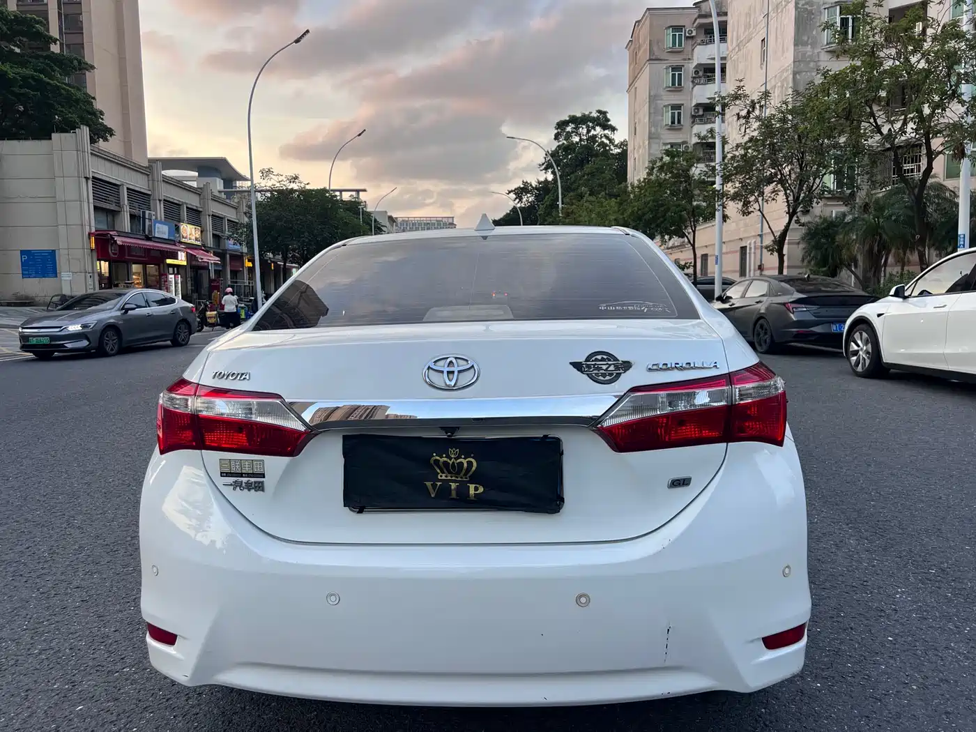 Toyota Corolla 2014 1.6L CVT GL фото 8