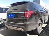 Photo 3 - Ford Explorer (Import)