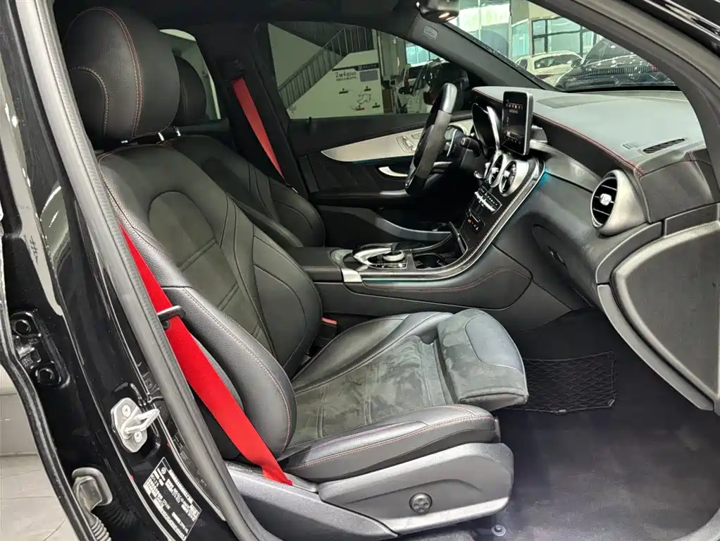 Mercedes-Benz GLC AMG 2017 AMG GLC 43 4MATIC фото 6