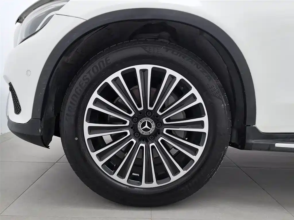 Mercedes-Benz GLC 2018 GLC 200 4MATIC фото 17