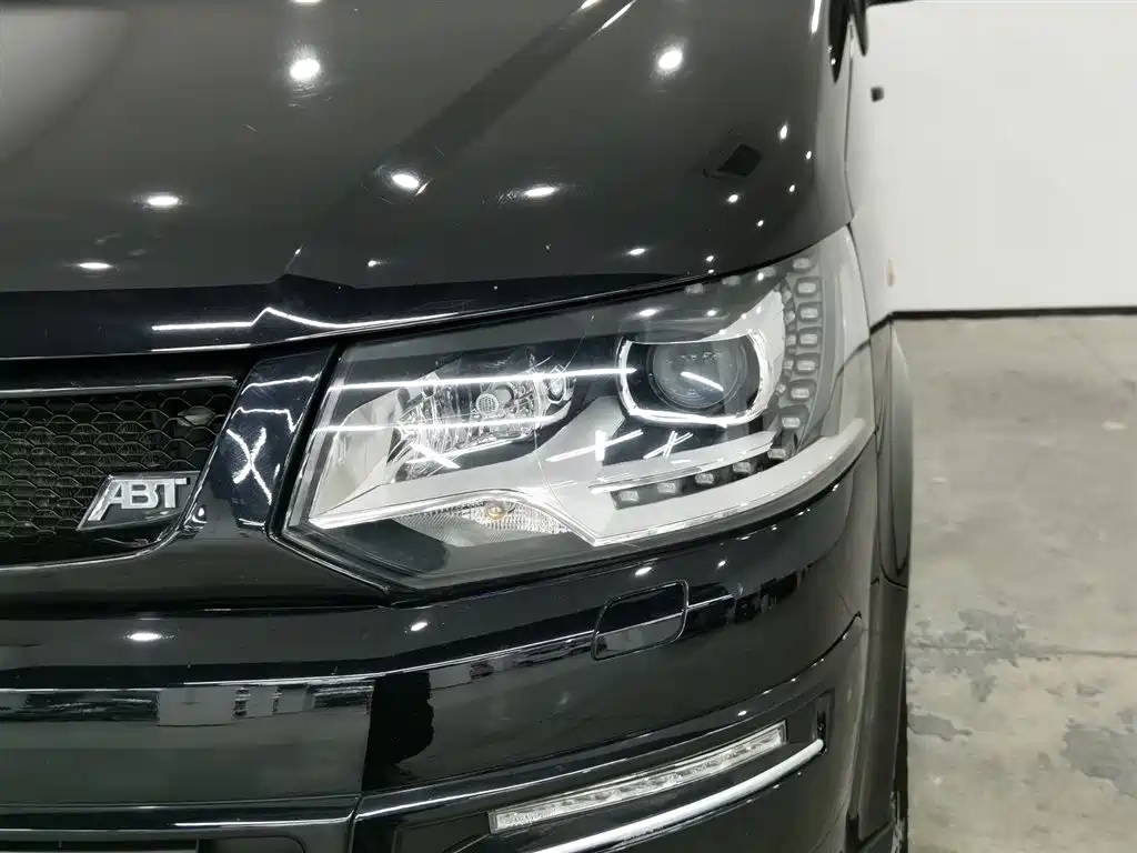 Volkswagen Caravelle 2015 2.0TSI 4WD Comfort фото 7