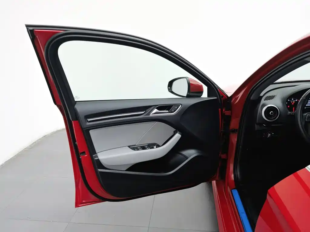 Фото 8 - Audi A3