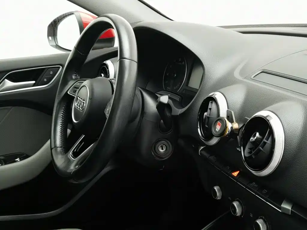 Фото 22 - Audi A3