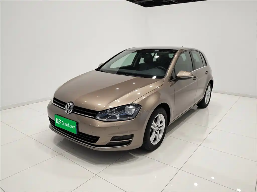 Volkswagen Golf 2015 1.4TSI Automatic Luxury фото 2