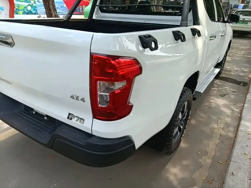 Changan Kaicheng F70 2022 2022 2.4T Gasoline Automatic 4WD Excellence Standard Wheelbase 4K22D4T