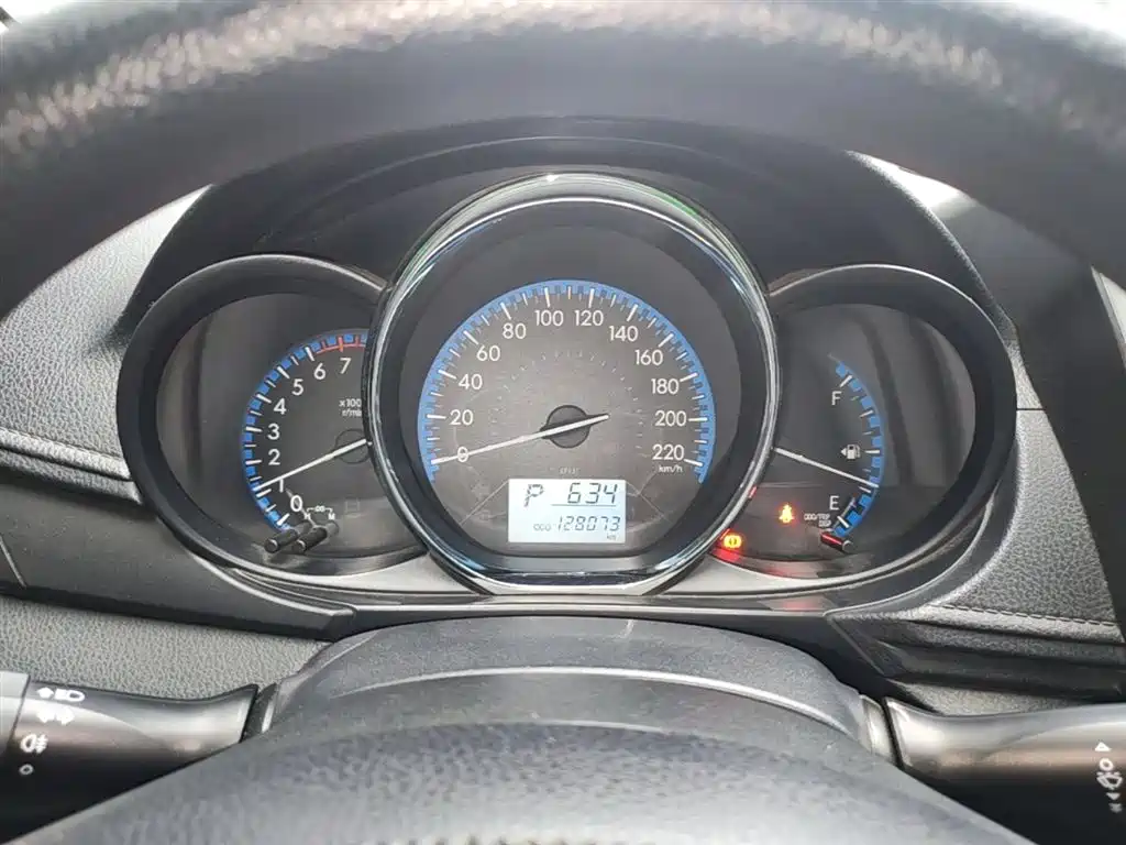 Toyota Vios FS 2017 1.5L CVT Fengchi Edition фото 12