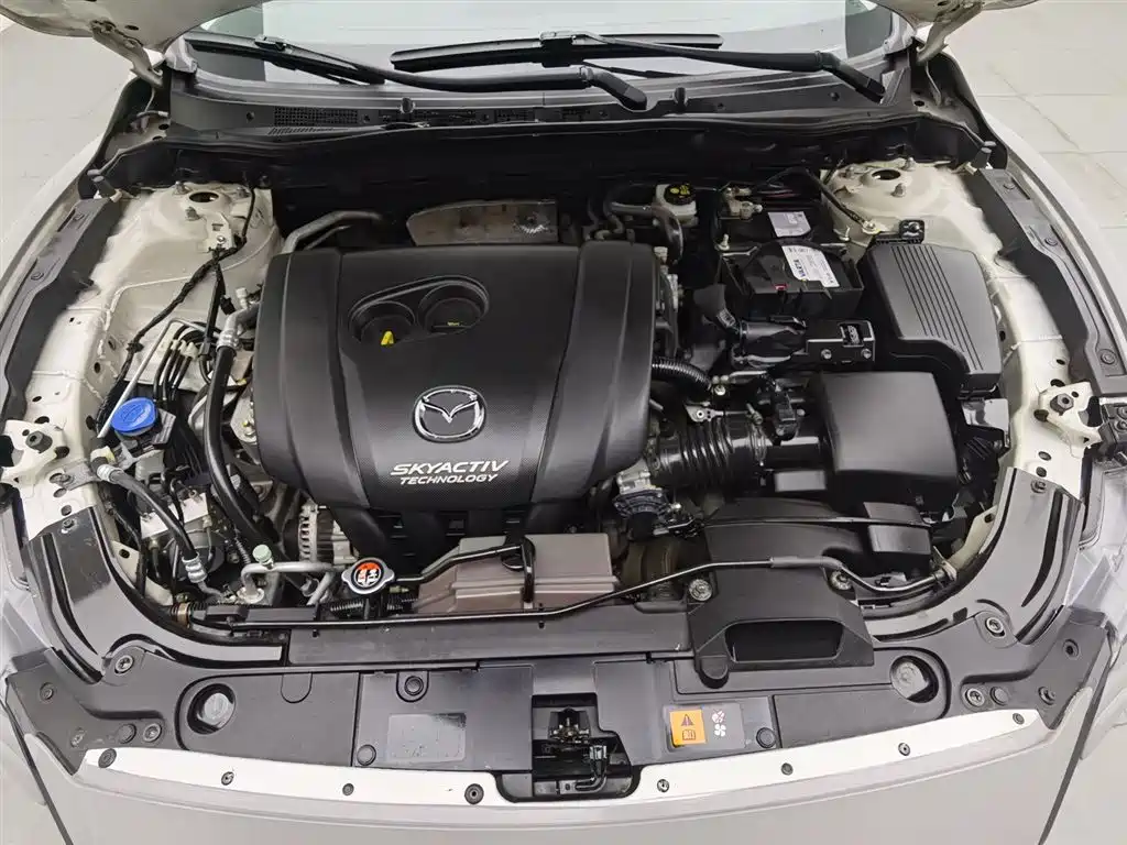 Mazda Atenza 2017 2.5L Skyactiv-G Premium фото 6
