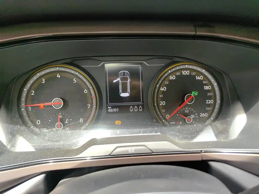 Volkswagen Tharu 2019 280TSI FWD Luxury Edition China VI фото 4