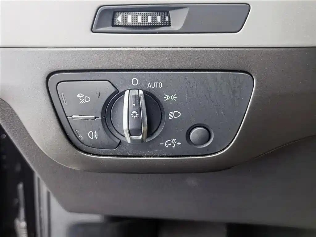 Audi Q7 2019 45 TFSI Comfort фото 21