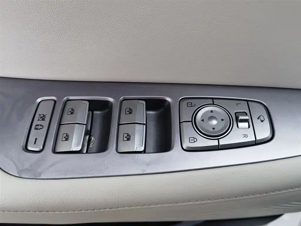 Hyundai Palisade 2021 3.5L Automatic 4WD GLS фото 9