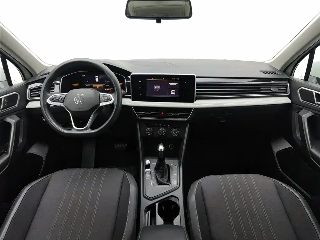 Volkswagen Tiguan L 2022 330TSI Automatic 2WD Comfort Edition фото 5