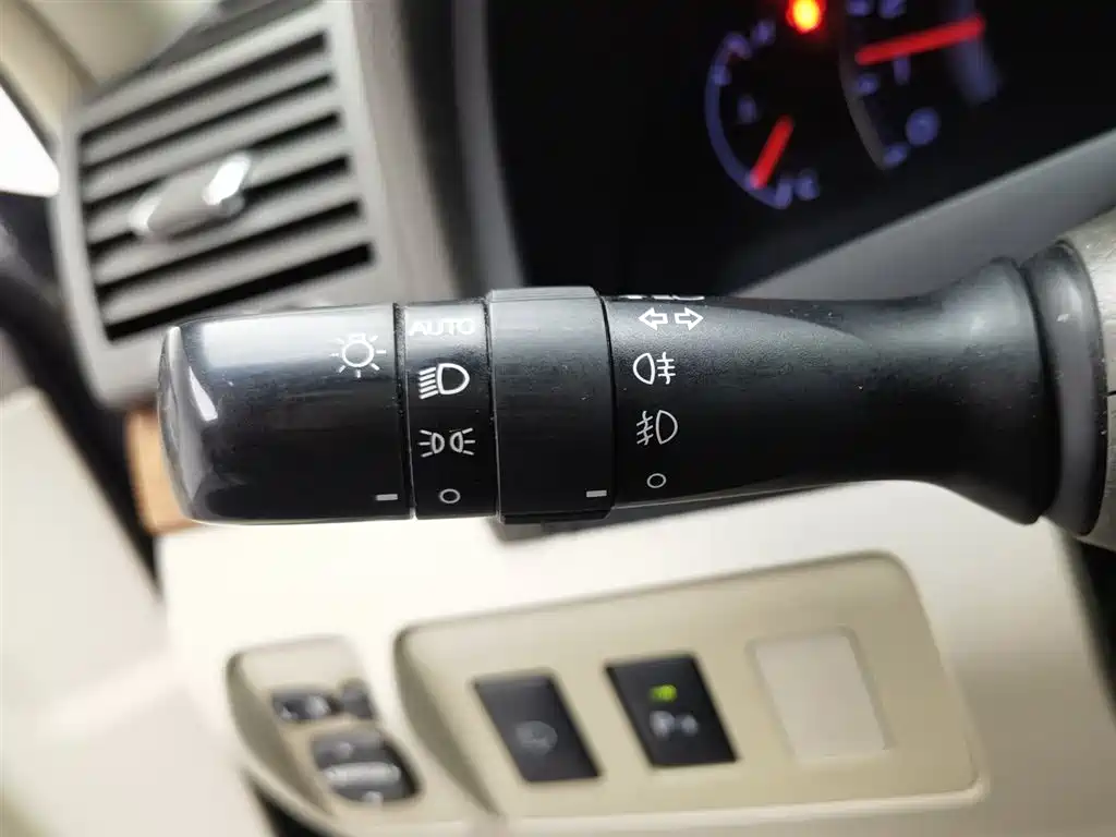 Toyota Camry 2009 Model 200G Luxury Edition фото 21