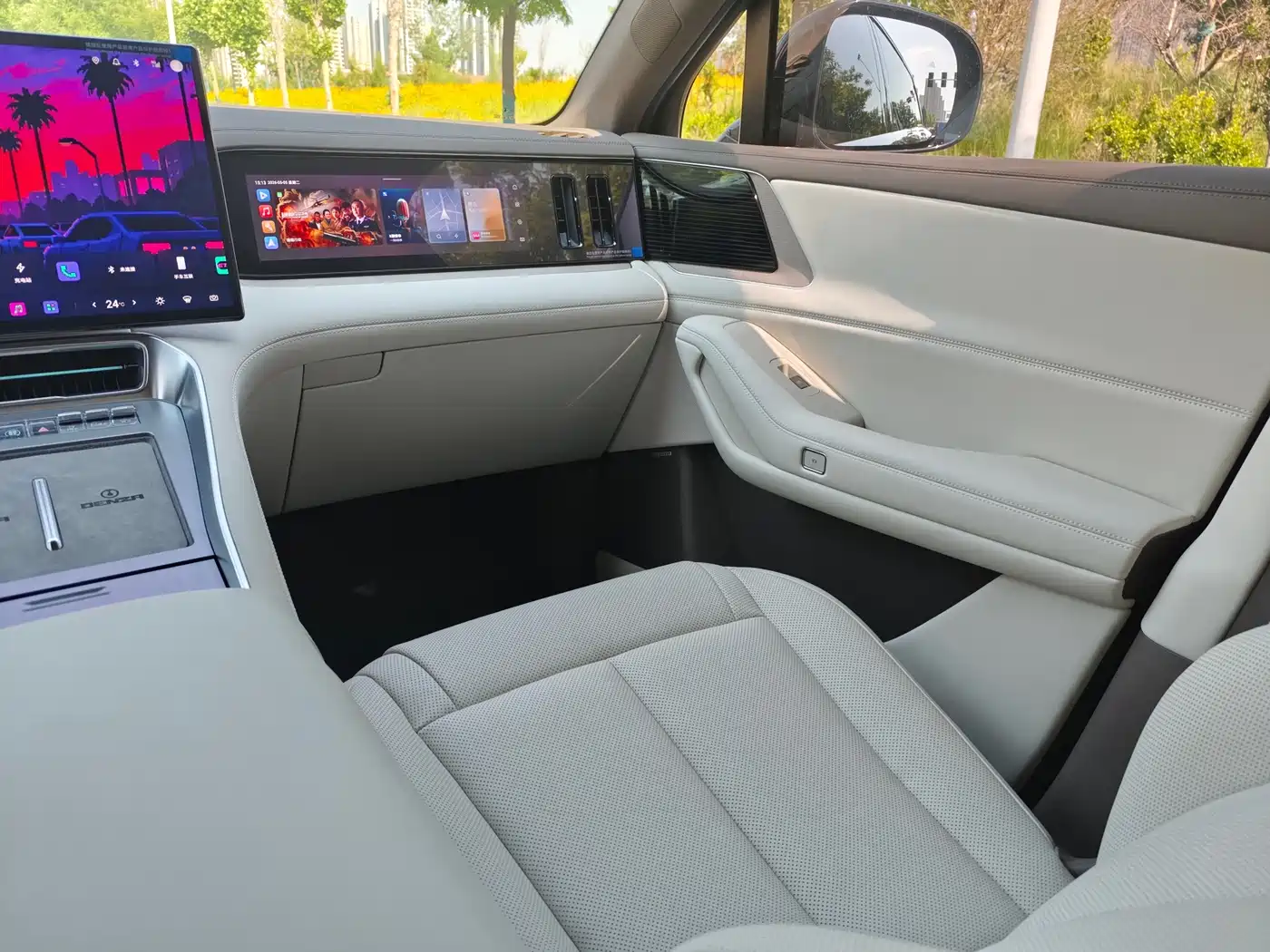 Denza N8L 2026 Model Prestige Edition фото 30