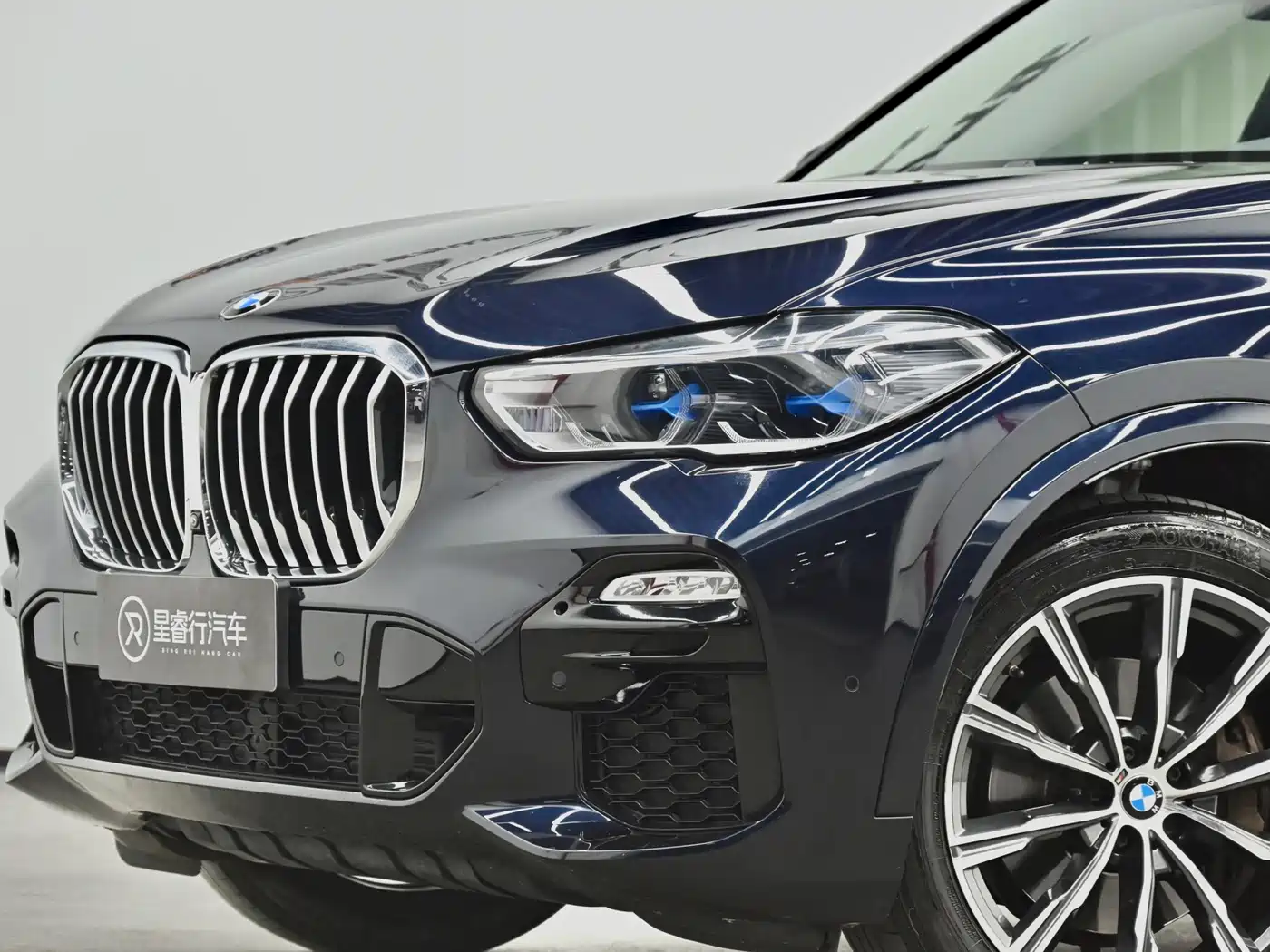 BMW X5 (Import) 2021 xDrive40i M Sport Package фото 26