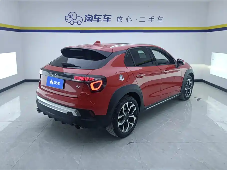 Lynk & Co 02 2018 1.5T DCT 2WD Power Edition China V фото 3