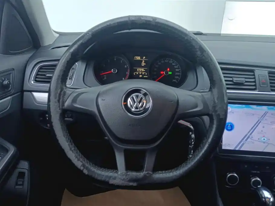 Volkswagen Lavida 2017 1.6L Automatic Trend Edition фото 15