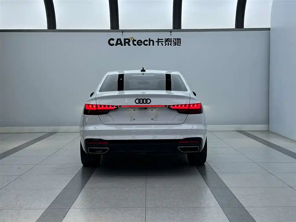 Audi A4L 2022 40 TFSI Luxury Dynamic фото 3