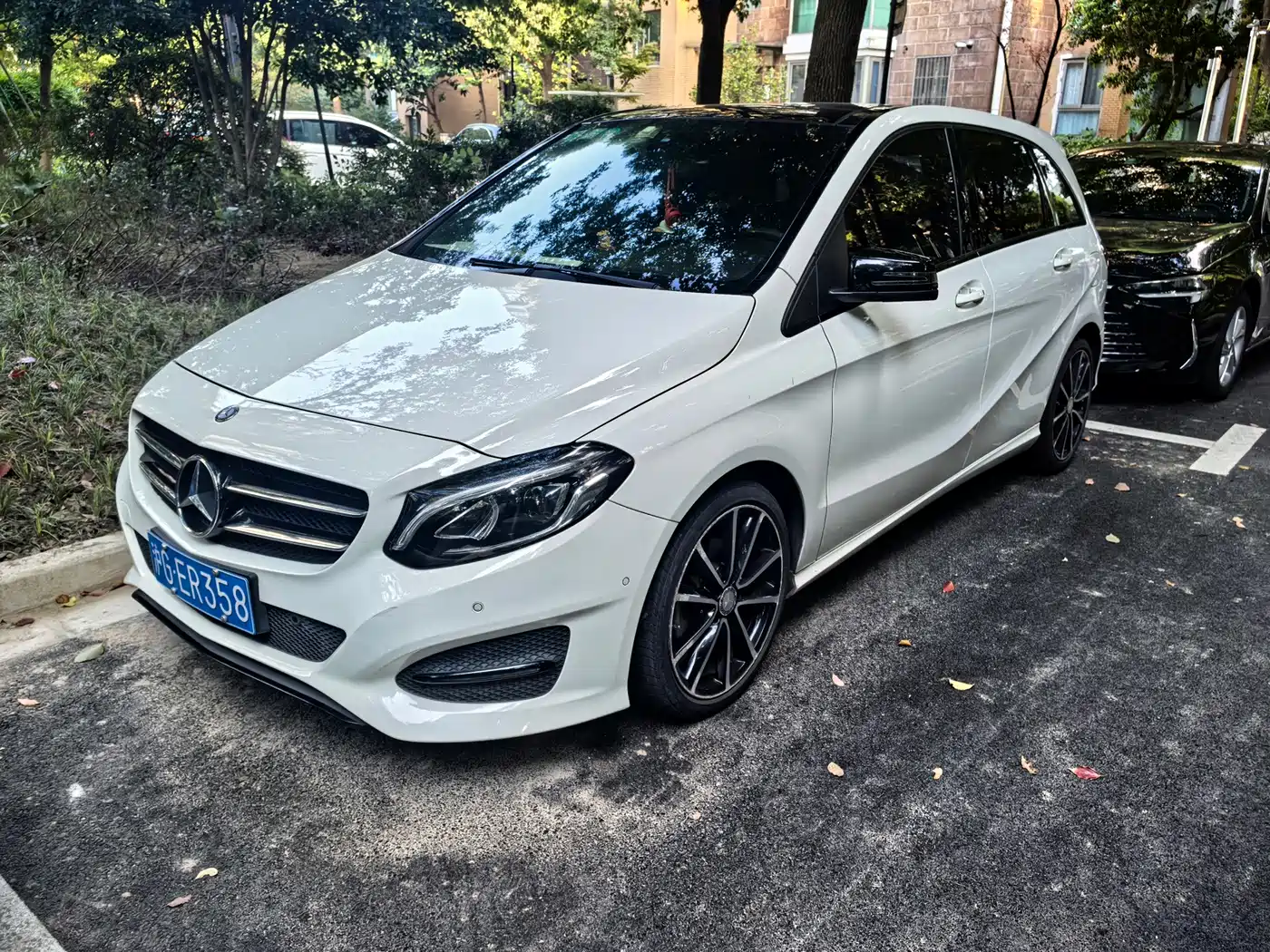صورة 1 - Mercedes-Benz B-Class