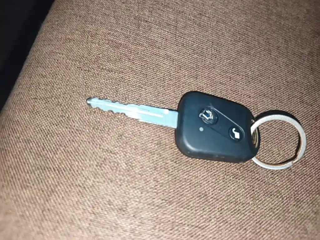 SRM Xinyuan Good Luck 2024 2023 Standard Passenger Vehicle