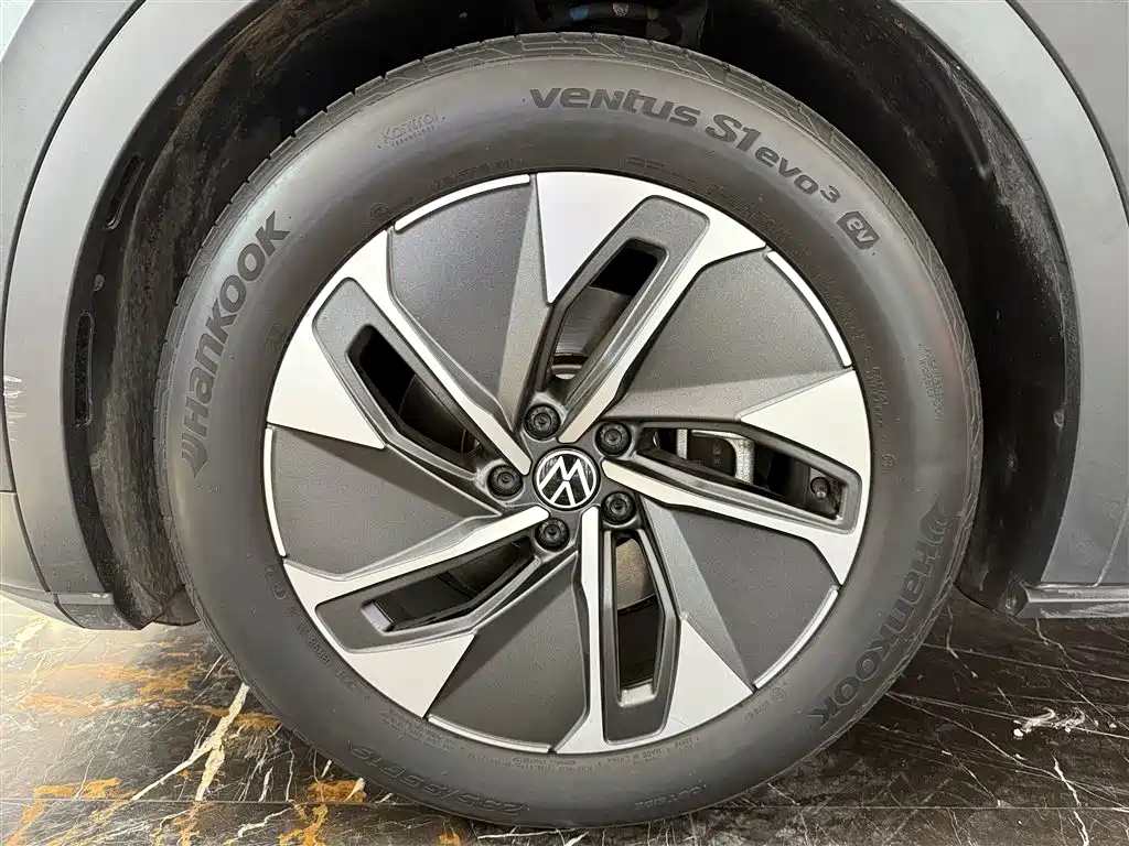 VOLKSWAGEN ID.4 CROZZ