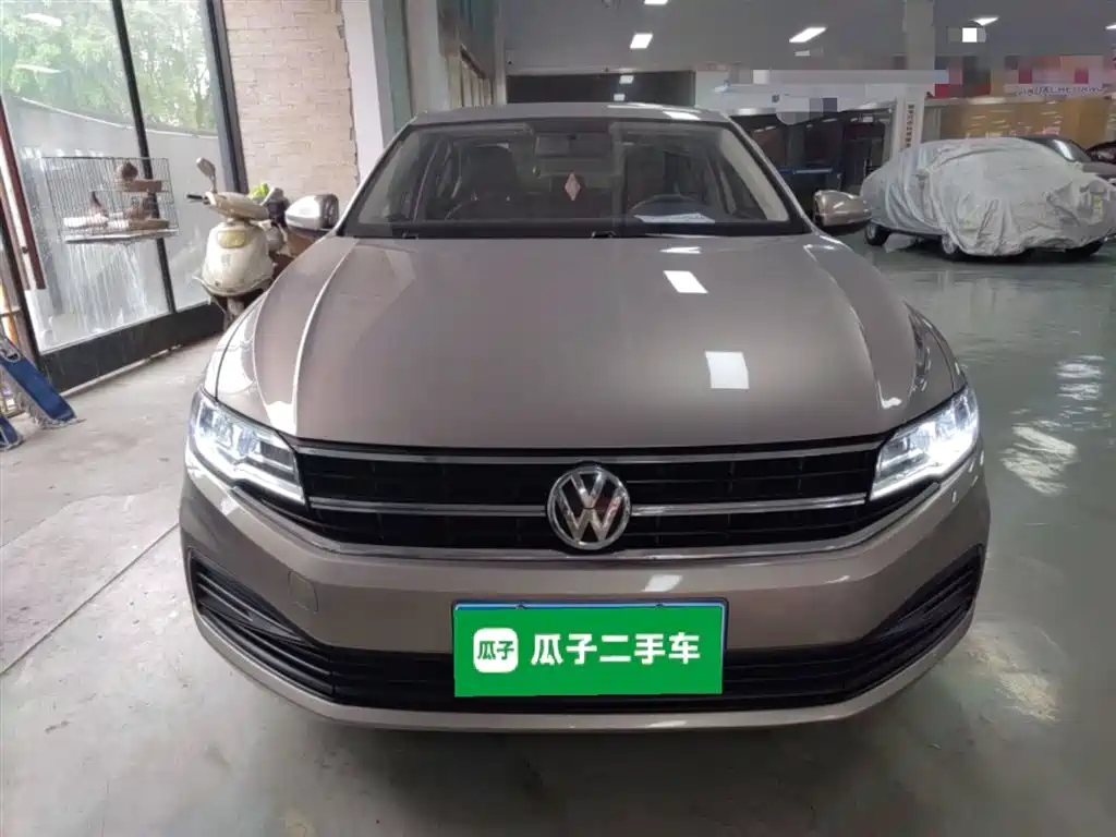 Volkswagen Bora 2019 Facelift 1.5L Automatic Fashion China VI фото 3
