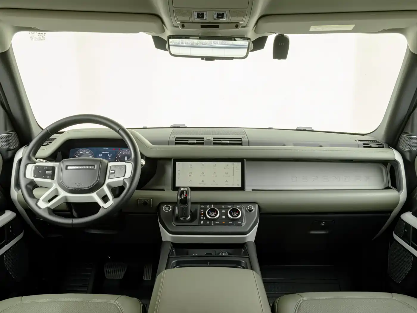 Land Rover Defender 2020 110 P400 Dark Special Edition фото 6