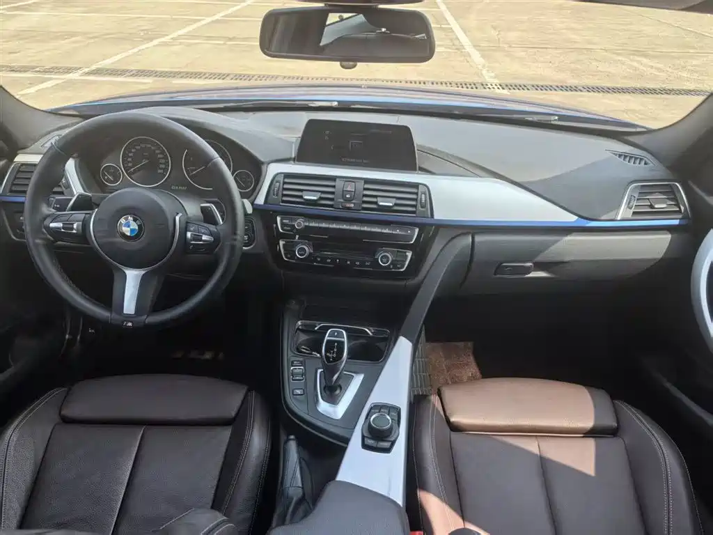 BMW 3 Series 2018 320i M Sport Package фото 8