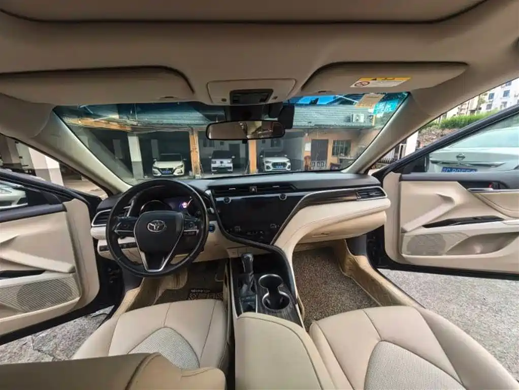 Toyota Camry 2019 2.5G Luxury Edition China VI фото 7