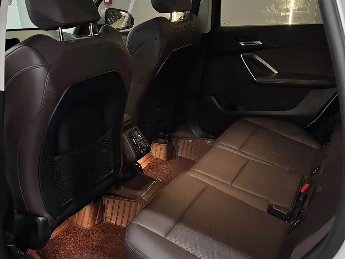 BMW X1 2023 sDrive20Li X Design Package фото 9
