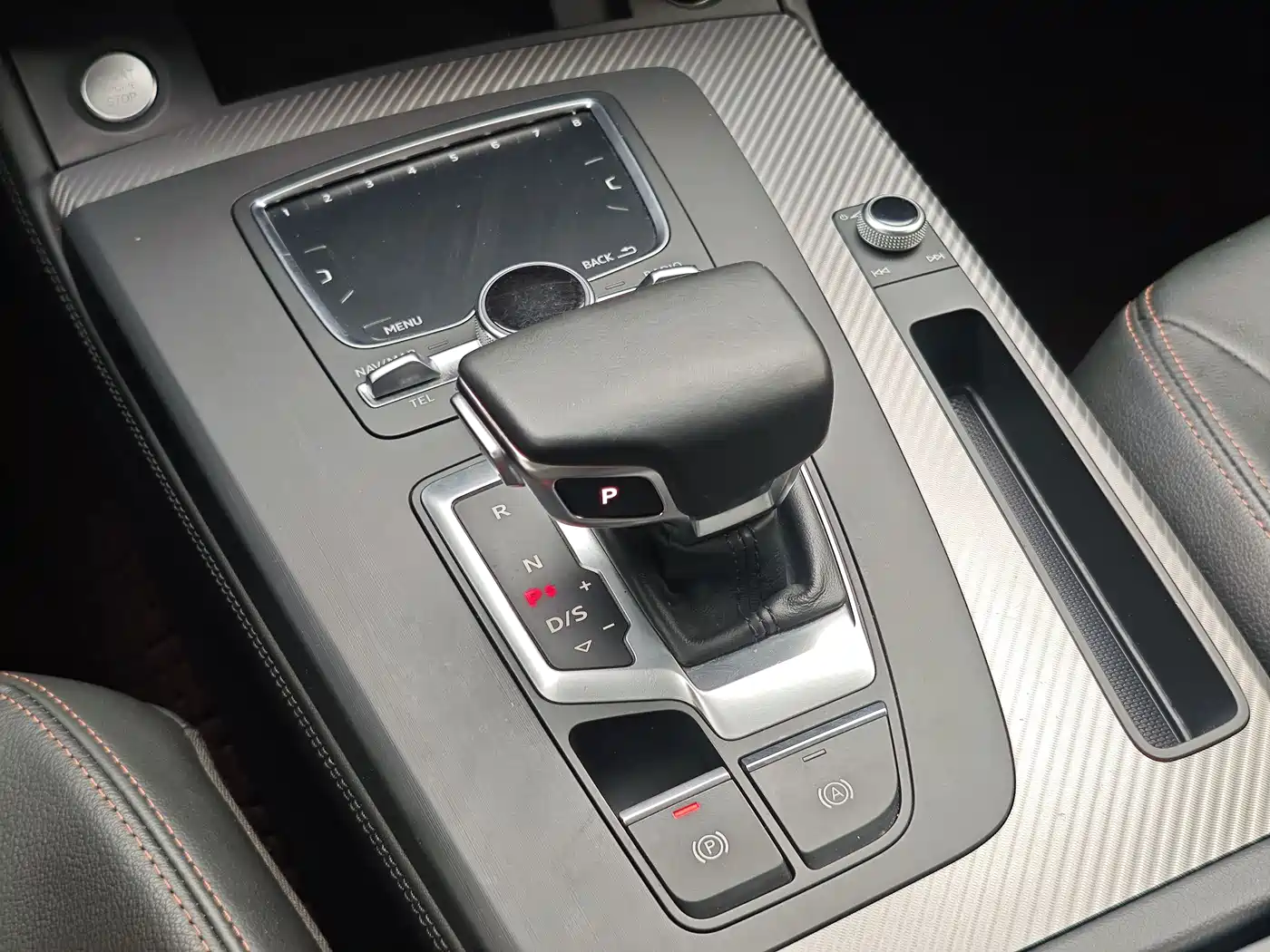 Audi Q5L 2020 45 TFSI Exclusive Fashion фото 14