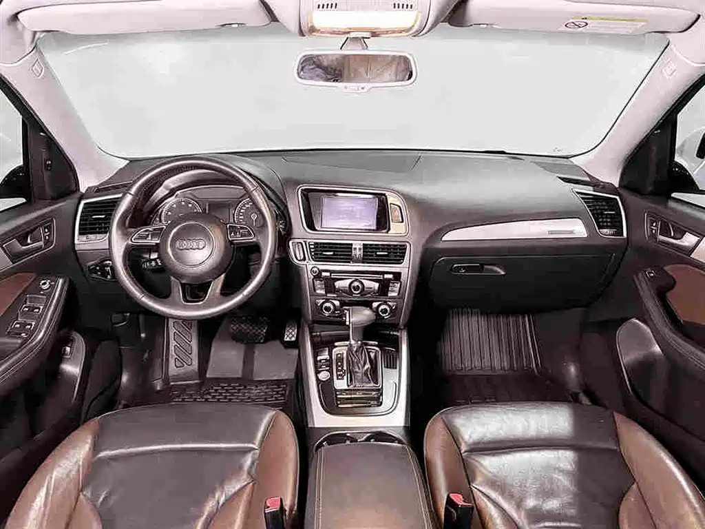 Audi Q5 2018 2017 Plus 40 TFSI Technology