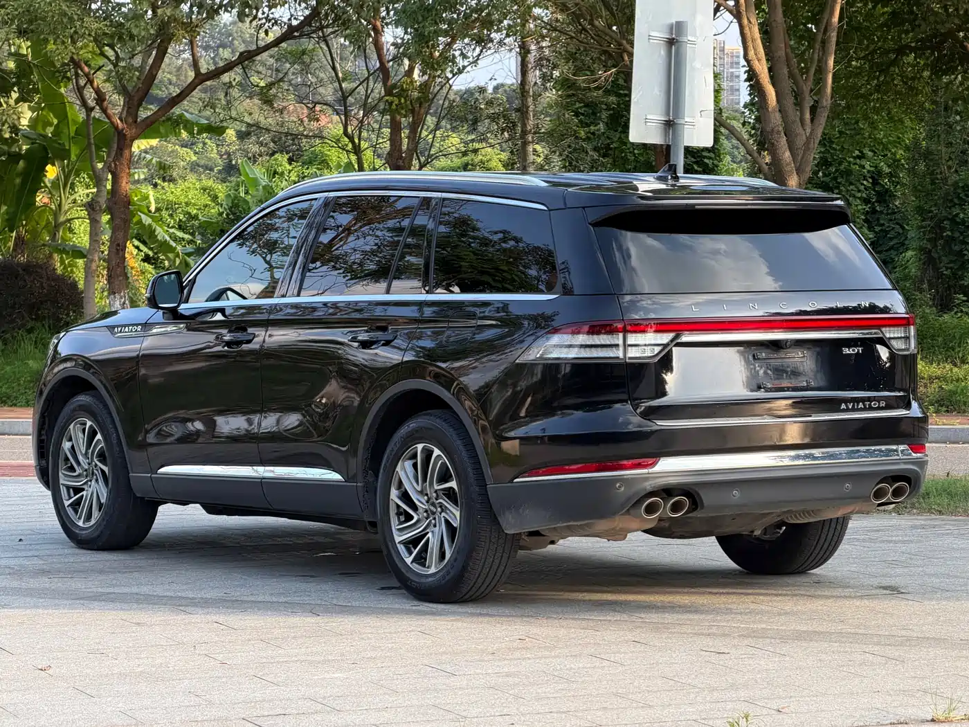 Lincoln Aviator 2021 3.0T V6 4WD Premium Edition фото 19