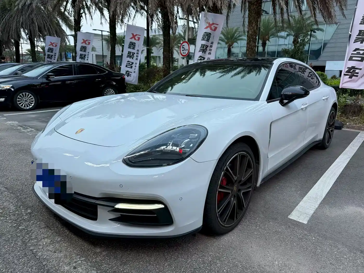 Porsche Panamera 2017 Panamera 4 Executive Long Wheelbase 3.0T