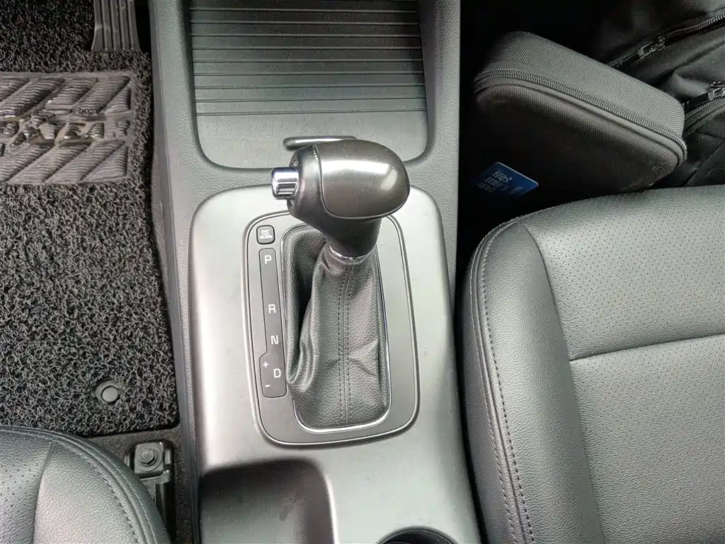 Kia K3 2015 1.6L Automatic GLS фото 14