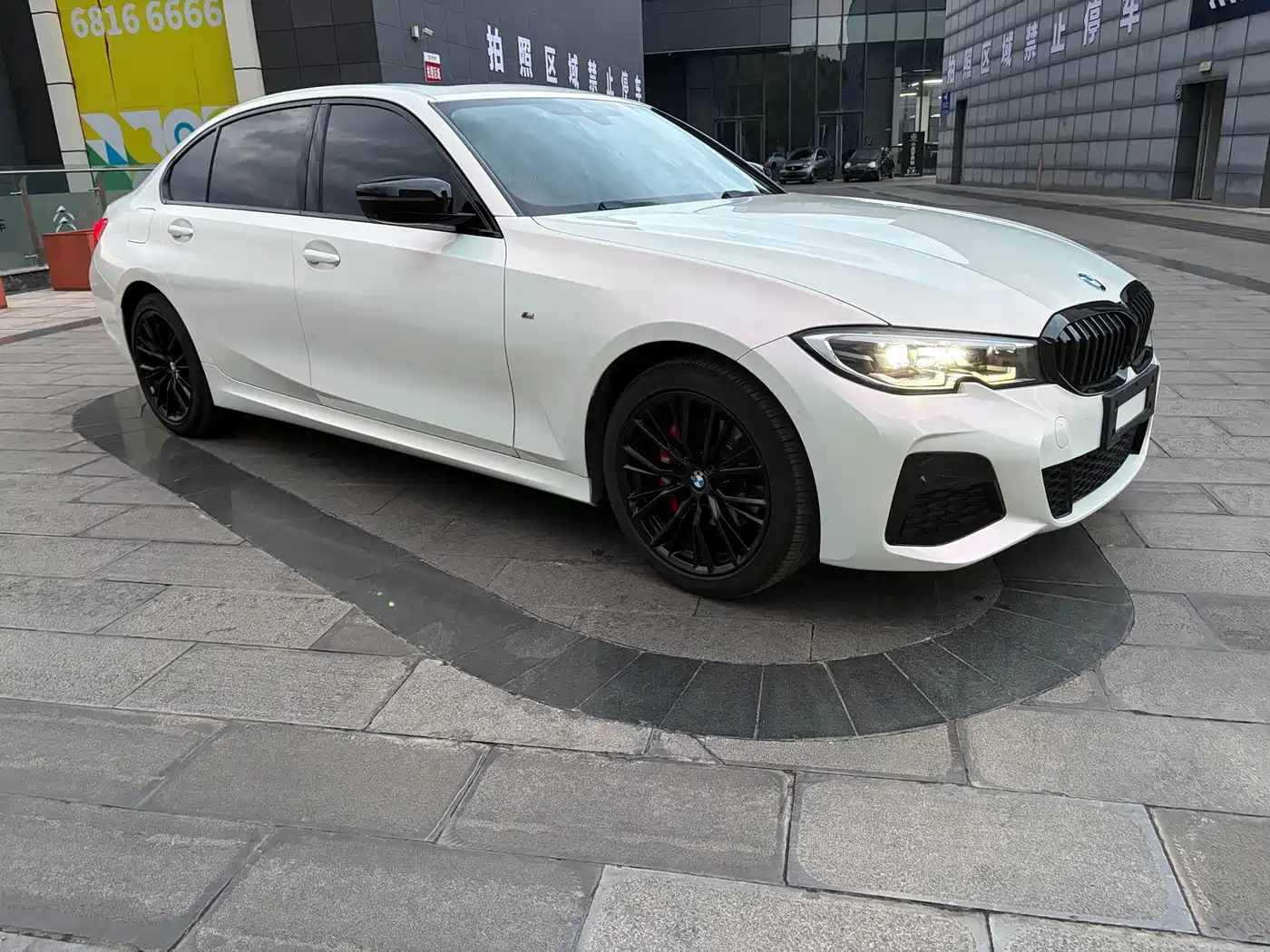 BMW 3 Series 2021 Facelift 325Li M Sport Shadow Edition фото 3