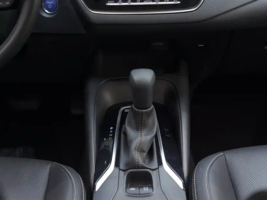 Toyota Levin 2023 Smart Hybrid 1.8L Leading Edition фото 18