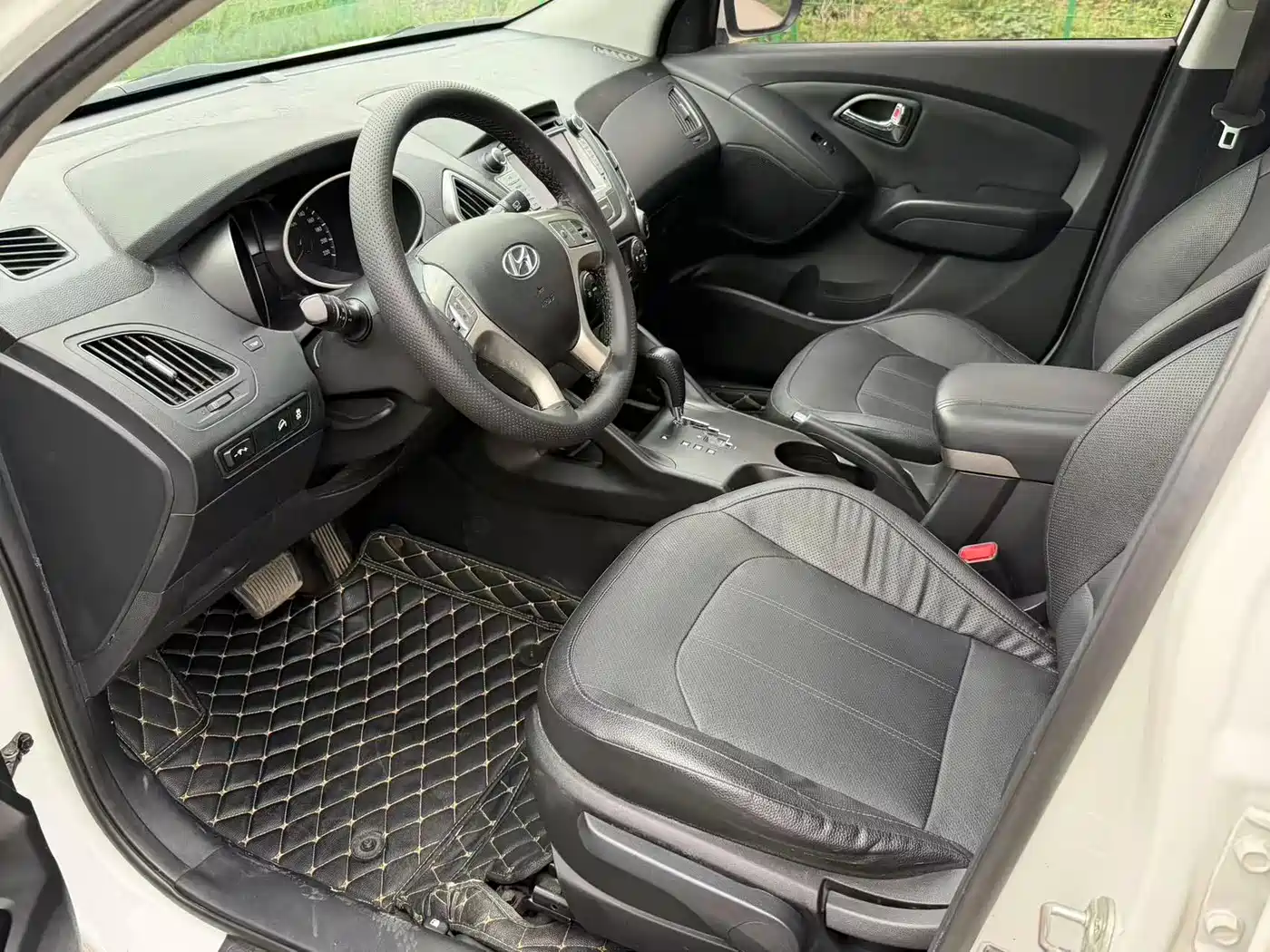 Hyundai Beijing Hyundai ix35 2013 2.0L Automatic 2WD Smart GLS China V фото 7