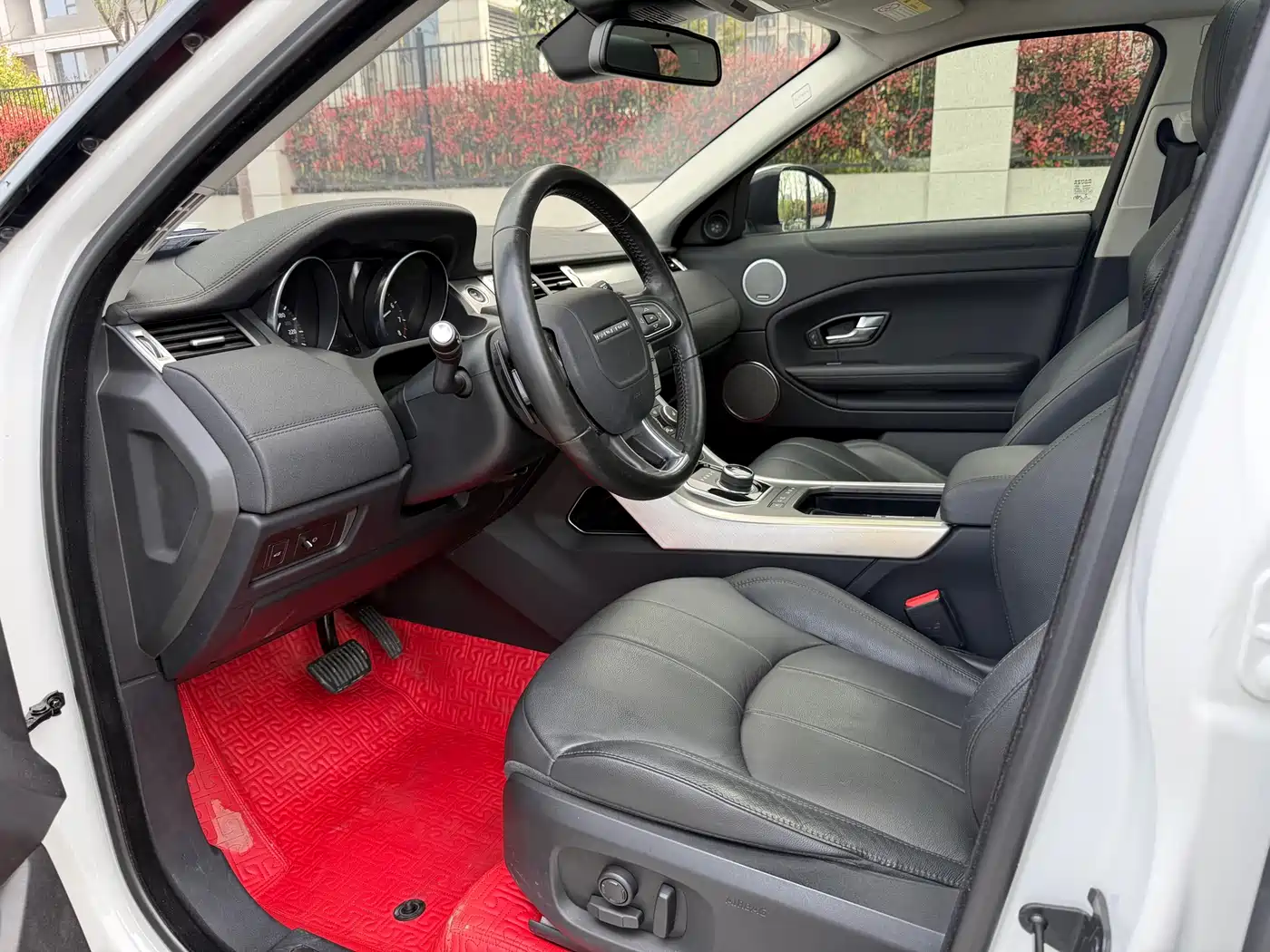 Land Rover Range Rover Evoque 2018 240PS SE Smart Edition фото 13