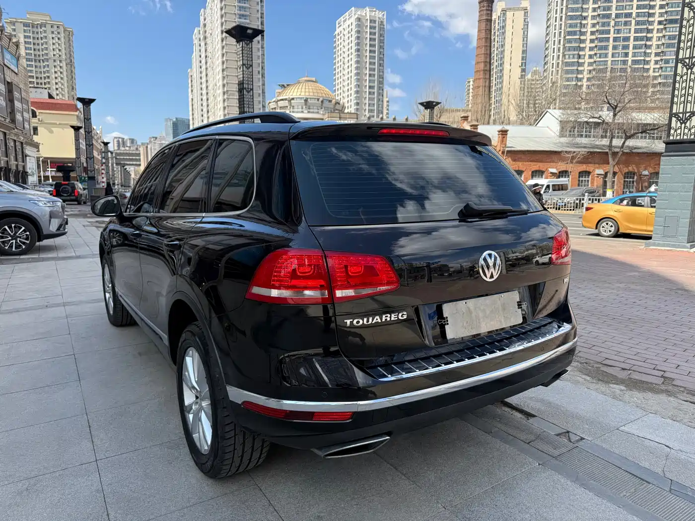 Volkswagen Touareg 2017 3.0TSI Explorer Edition фото 5