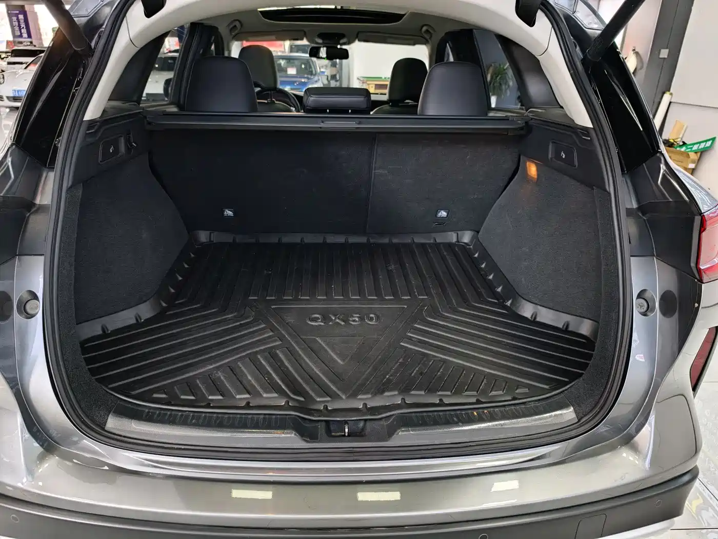 Infiniti QX50 2022 2020 Facelift 2.0T 4WD Elite Edition