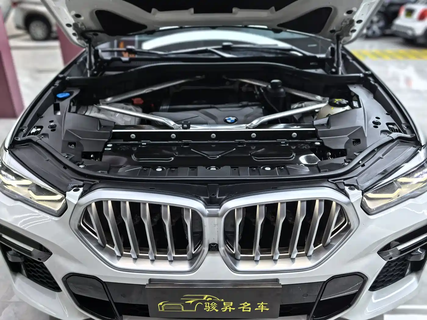 BMW X6 2021 xDrive30i M Sport Package фото 35