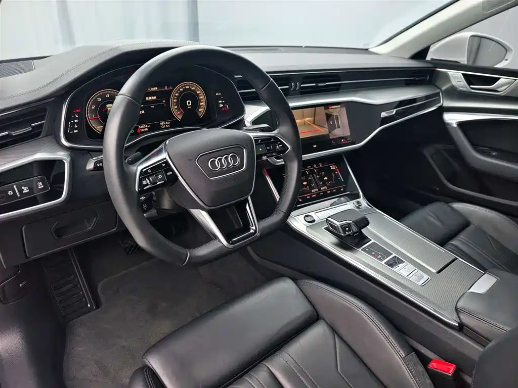 Audi A7 2023 Model 45 TFSI Premium Selection Edition фото 17