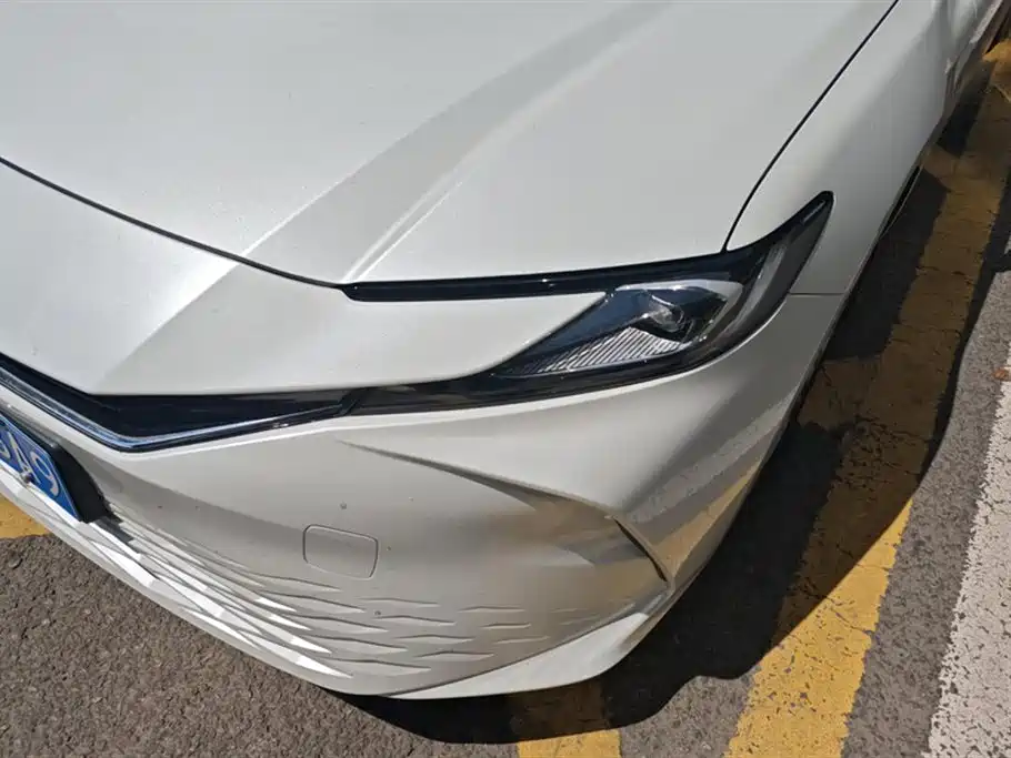 Toyota Camry 2024 2.0E Elite Edition фото 5