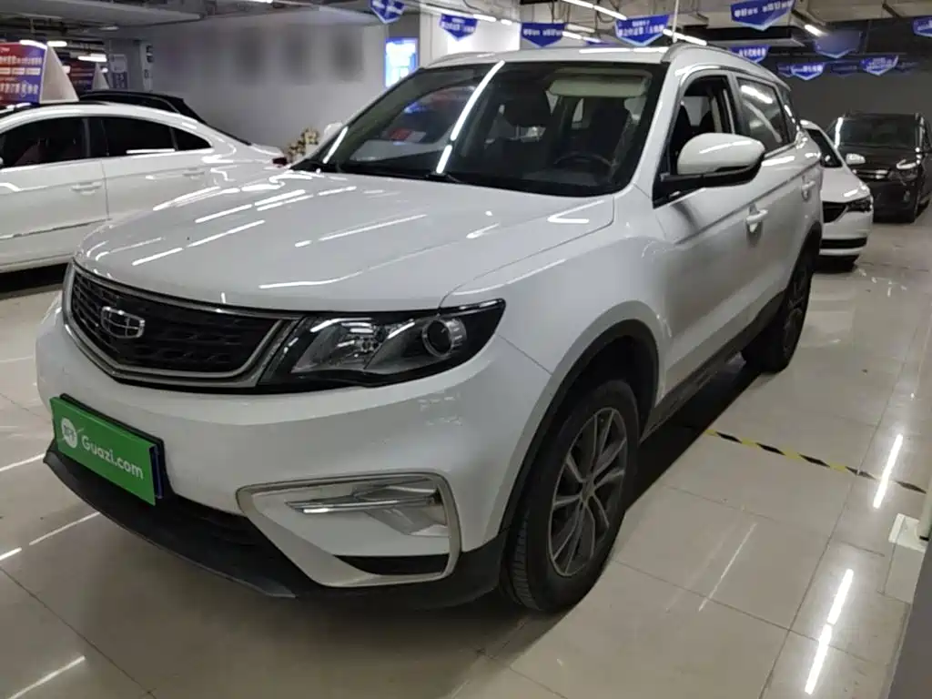 Фото 2 - Geely Boyue