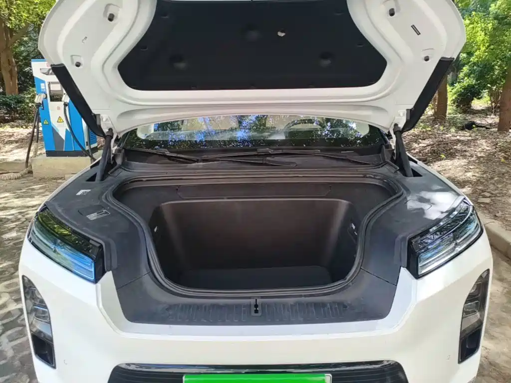 NIO ES8 2025 2025 Base Model