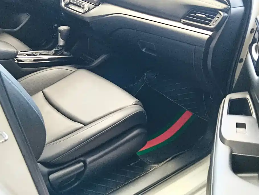 Honda ENVIX 2020 2019 180TURBO CVT Pleasure China V